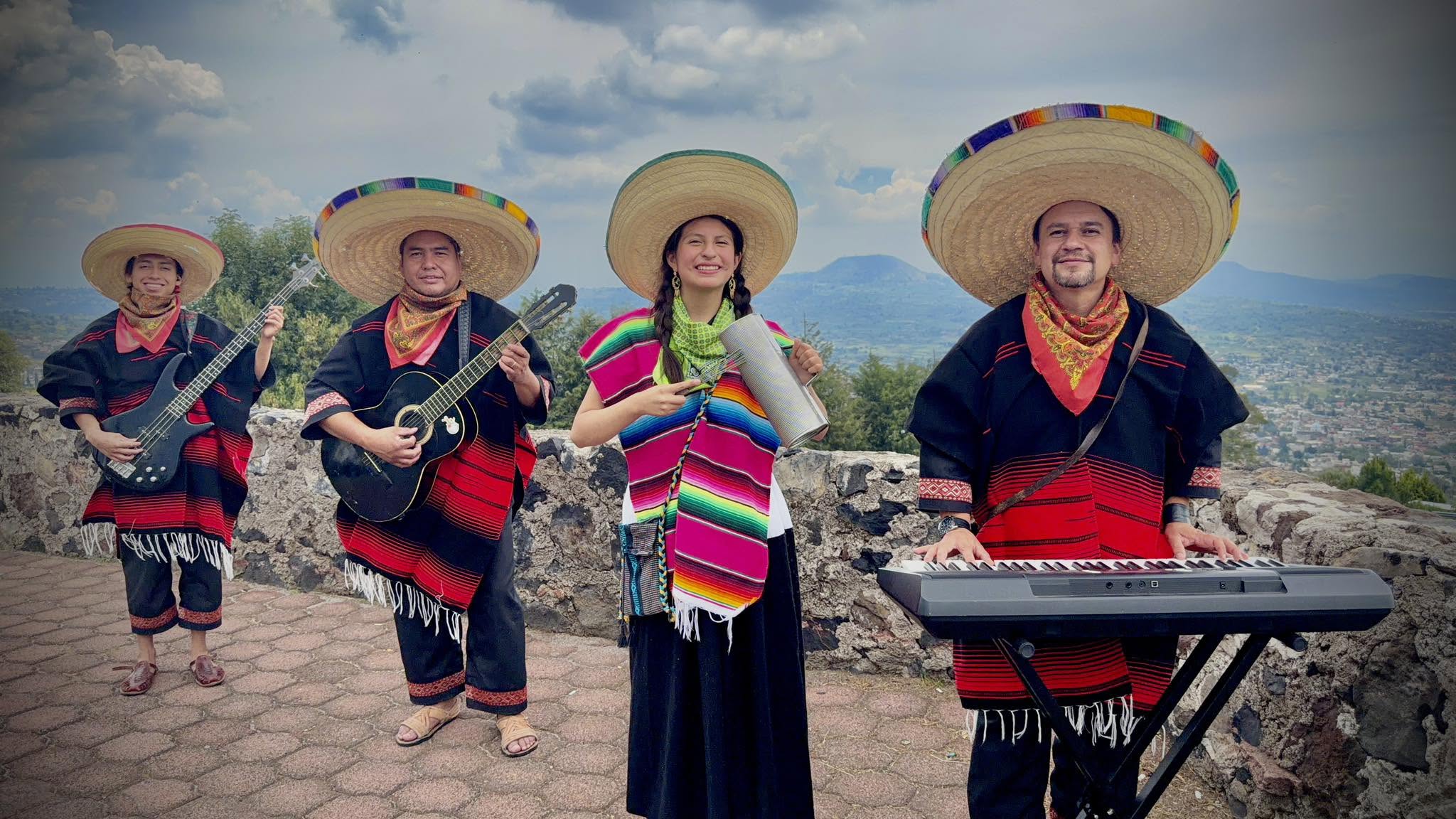 Los Tetlachihuis en concierto